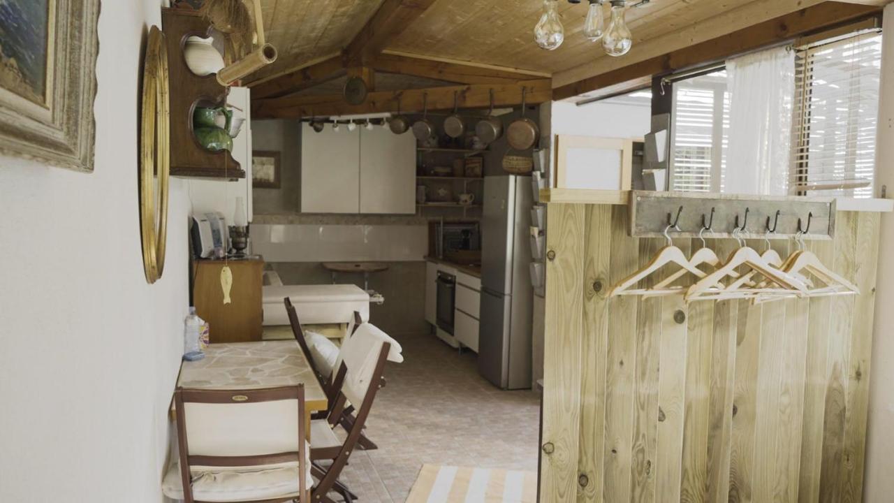 Une Petite Maison Entre Vignes Et Mer Ла Кадиер-д'Азюр Екстериор снимка