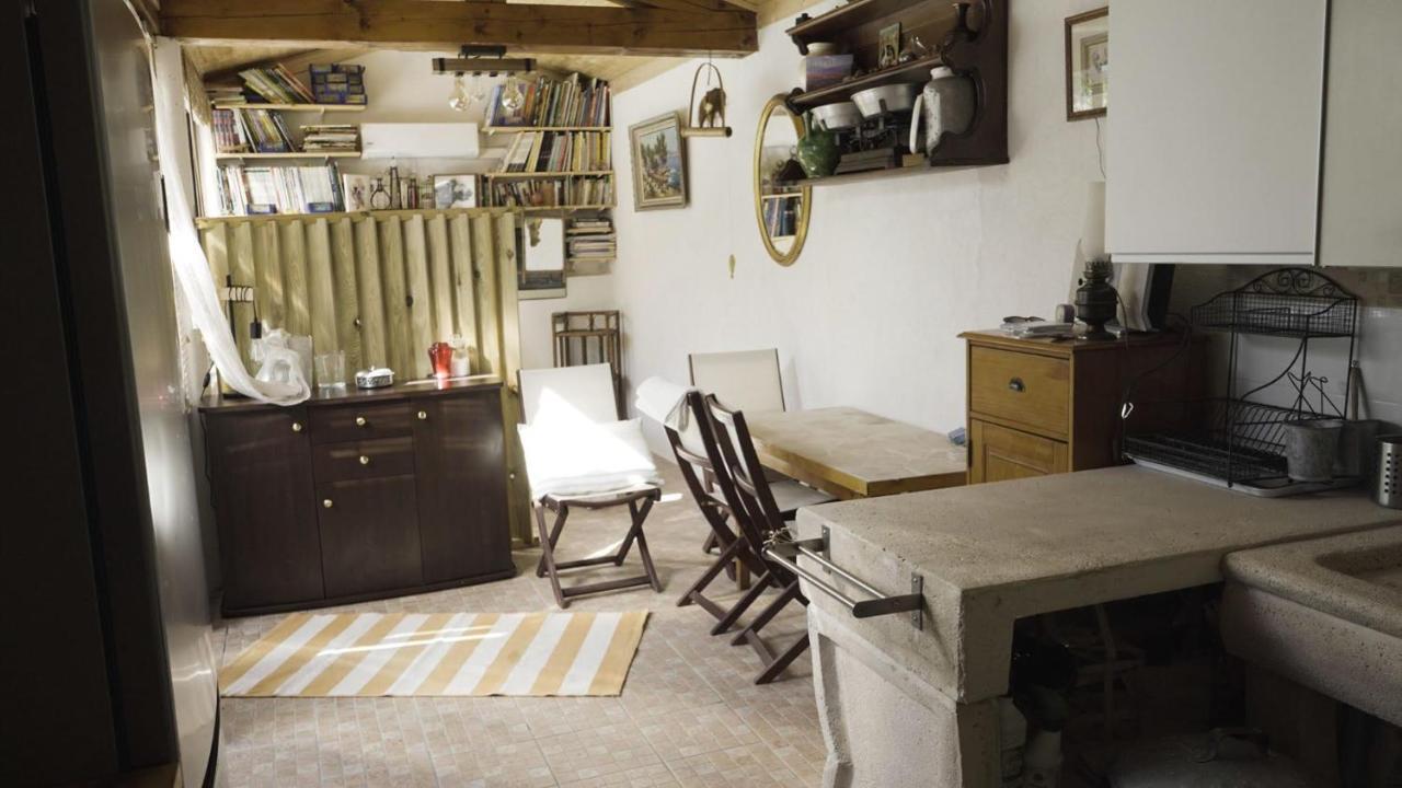 Une Petite Maison Entre Vignes Et Mer Ла Кадиер-д'Азюр Екстериор снимка